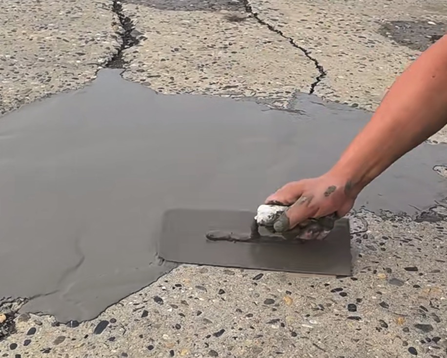 南投县CGM 高效薄层道路修补料（CGM 道路抢修料）